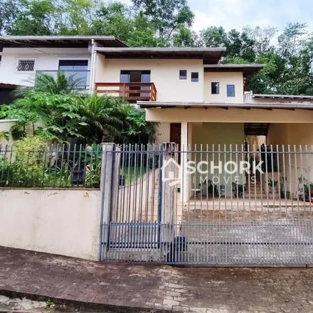 Rent this 2 bed house on Rua Aloys de Zutter 97 in Escola Agrícola, Blumenau - SC