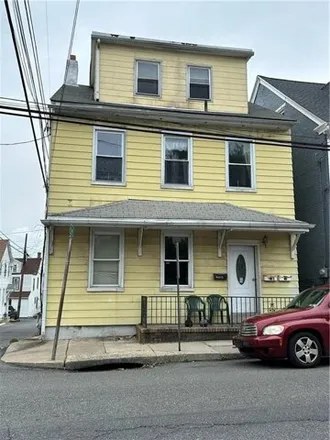 Rent this 2 bed apartment on 708 Long Street in Bethlehem, PA 18018