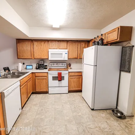 Image 5 - 384 South Colter Avenue, Pinedale, WY 82941, USA - Townhouse for sale