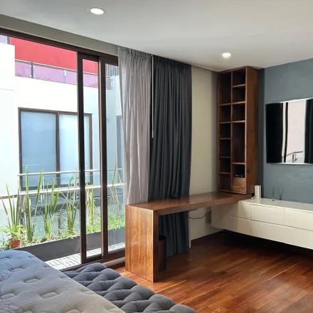 Rent this 3 bed apartment on Calle Enrique Rébsamen in Colonia Del Valle Centro, 03100 Mexico City