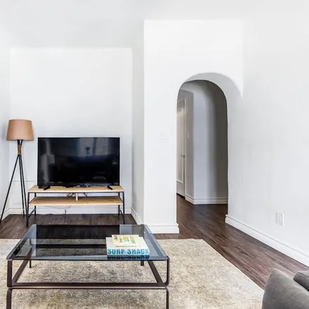 Rent this 1 bed apartment on Los Angeles