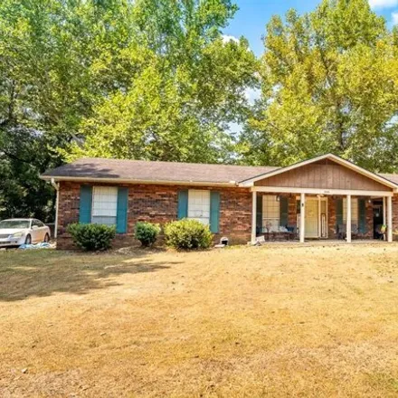 Buy this 3 bed house on 1511 Theresa Avenue in McComb, MS 39648