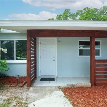 Image 7 - 2962 Thomas St, Fort Myers, Florida, 33916 - House for sale