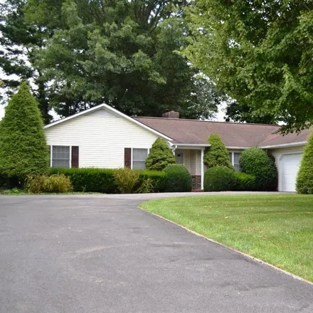 Buy this 3 bed house on 170 Eagle Drive in Petunia, Wytheville