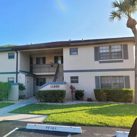 Rent this 2 bed condo on unnamed road in Port Charlotte, FL 33954