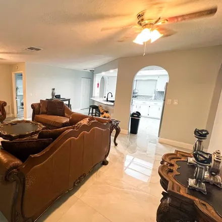 Rent this 3 bed house on New Port Richey in FL, 34652