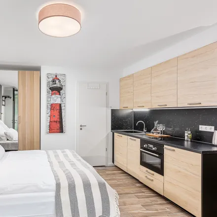 Rent this 1 bed apartment on Peterhof in Ezanvillestraße 14/1, 69118 Heidelberg