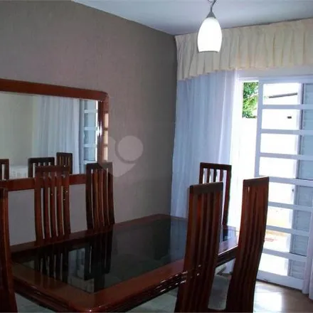 Buy this 3 bed house on Rua Doutor Sátilas do Amaral Camargo 960 in Tingui, Curitiba - PR