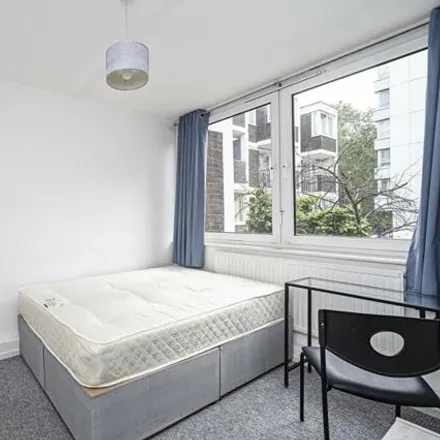 Image 5 - Quaker Court, Banner Street, London, EC1Y 8QB, United Kingdom - Apartment for sale