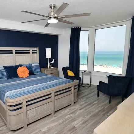 Rent this 3 bed condo on Panama City Beach