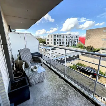 Rent this 2 bed apartment on Vrije Basisschool Emmaüs in Brouwerijstraat, 9880 Aalter