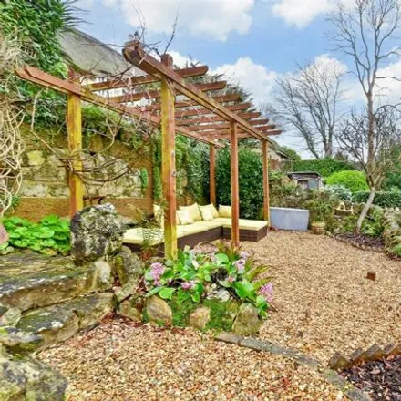 Image 2 - The Dell, 10 Church Road, Luccombe, PO37 6NU, United Kingdom - House for sale