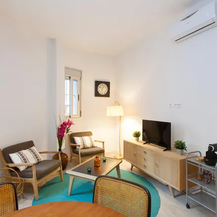 Image 6 - Carrer de Bonsoms, 08903 Barcelona, Spain - Apartment for rent