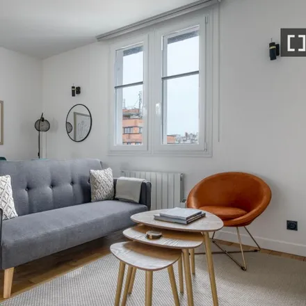 Rent this 3 bed apartment on 6 Rue Dante in 75005 Paris, France