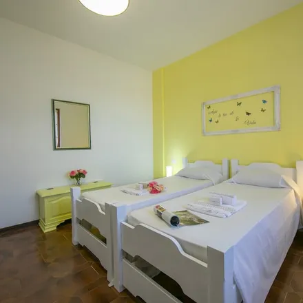 Image 6 - Sirmione, Via Costantino il Grande, 25019 Desenzano del Garda BS, Italy - Apartment for rent