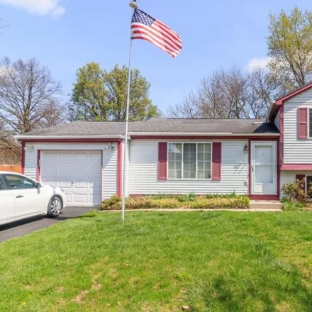 Buy this 3 bed house on 6646 Bennell Drive in Columbus, OH 43068