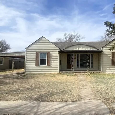 Buy this 3 bed house on 637 North 3rd Street in Stratford, Sherman County