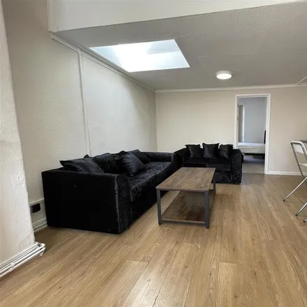 Rent this 3 bed apartment on Bishopston Hardware & DIY Centre in 211 Gloucester Road, Bristol