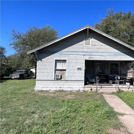 Buy this 2 bed house on 2209 Alexander Ave in Waco, Texas