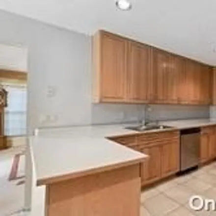 Image 7 - 156 Country Club Drive, Commack, NY 11725, USA - Condo for sale