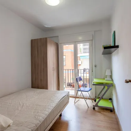Rent this 3 bed room on Carrer d'Antonio Ponz in 3, 46011 Valencia