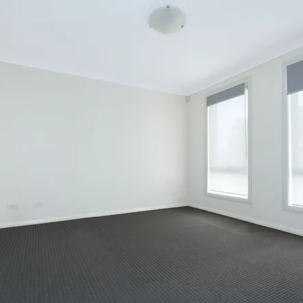 Image 4 - Churchill Circuit, Barrack Heights NSW 2528, Australia - Apartment for rent