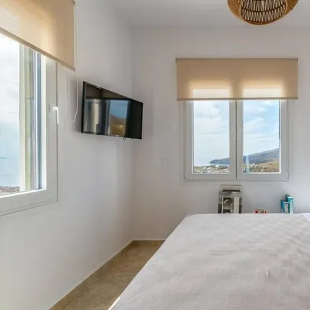 Rent this 2 bed house on Άγιος Ρωμανός in Agios Romanos, Tinos Regional Unit