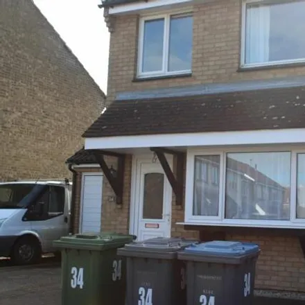 Rent this 3 bed duplex on Carriage Close in Walton, IP11 0XZ