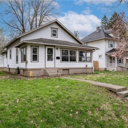 Buy this 5 bed house on 1534 East Bowman Avenue in Carmonte, Kettering