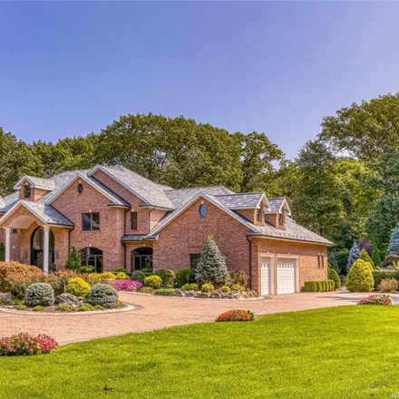 Buy this 6 bed house on 14 Glenby Lane in Village of Brookville, Oyster Bay