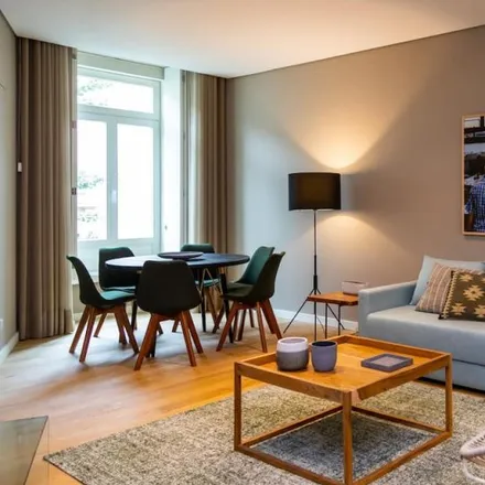 Rent this 2 bed apartment on A vida portugesa in Rua da Galeria de Paris 20, 4050-162 Porto