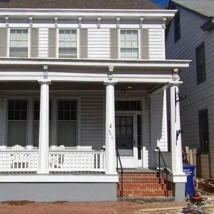 Buy this 3 bed house on 326 London Street in Portsmouth, VA 23704