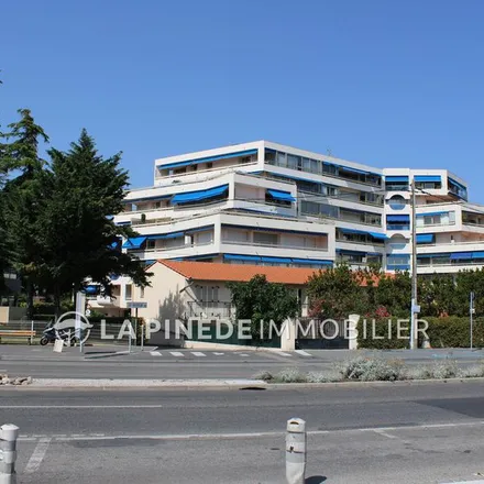 Rent this 1 bed apartment on 2 Avenue Auguste Renoir in 06800 Cagnes-sur-Mer, France