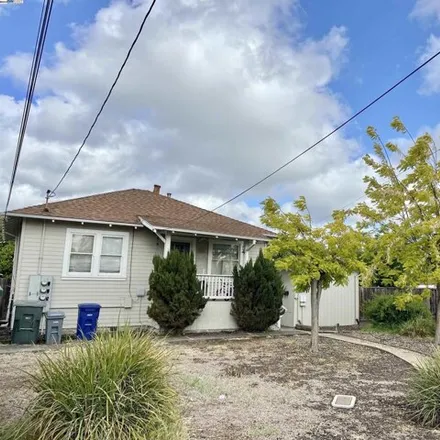 Buy this 3 bed house on 528 East Merle Court in San Leandro, CA 94577