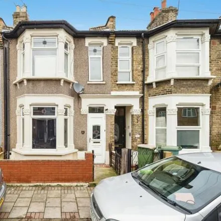 Buy this 3 bed townhouse on Chesterton Road in London, London
