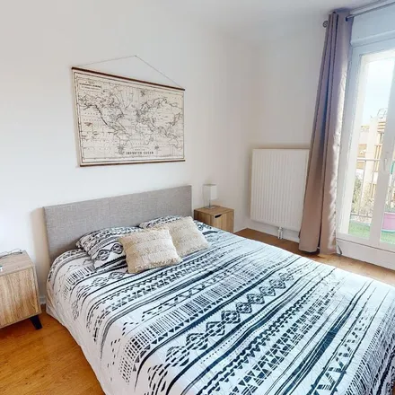 Rent this 5 bed apartment on 19 Rue des Docteurs Charcot in 42100 Saint-Étienne, France