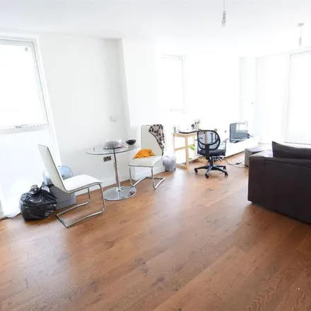Image 5 - Babbage Point, 20 Norman Road, London, SE10 9FA, United Kingdom - Apartment for rent