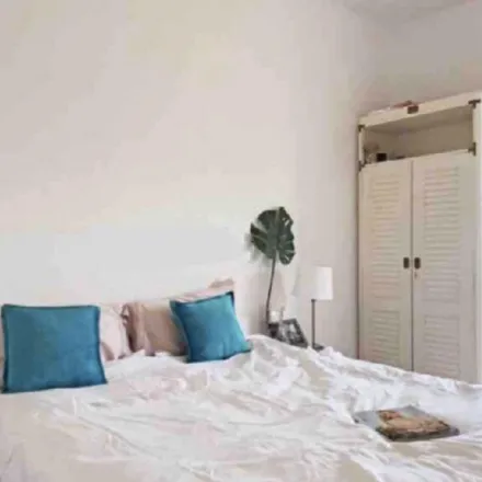 Rent this 3 bed room on Calle Teresita González Quevedo in 15, 28020 Madrid