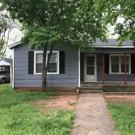 Rent this 2 bed house on 2809 South 6th Street in Abilene, TX 79605