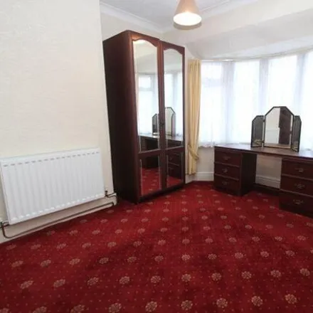 Image 7 - Dudley Wood Rd / The Victoria, Dudley Wood Road, Dudley Wood, DY2 0DA, United Kingdom - Duplex for sale