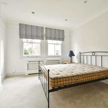 Image 3 - Unwin Mansions, Queen's Club Gardens, London, W14 9RH, United Kingdom - Apartment for rent