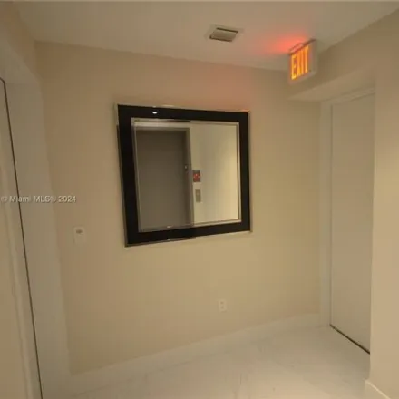 Image 3 - The Harbour - North Tower, Northeast 165th Terrace, North Miami Beach, FL 33160, USA - Condo for rent
