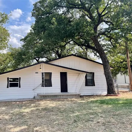 Image 1 - 1315 Southeast 4th Avenue, Mineral Wells, TX 76067, USA - House for rent