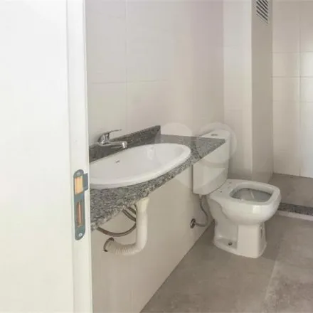 Buy this 2 bed apartment on UpTime Escola de Idiomas in Rua Dom Diogo de Souza, Cristo Redentor