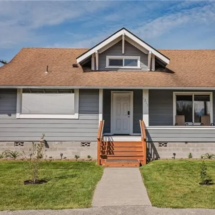 Buy this 3 bed house on 1244 Ward Street in Centralia, WA 98531