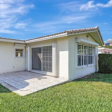 Image 3 - 739 North Highland Drive, West Hollywood, Hollywood, FL 33021, USA - House for rent