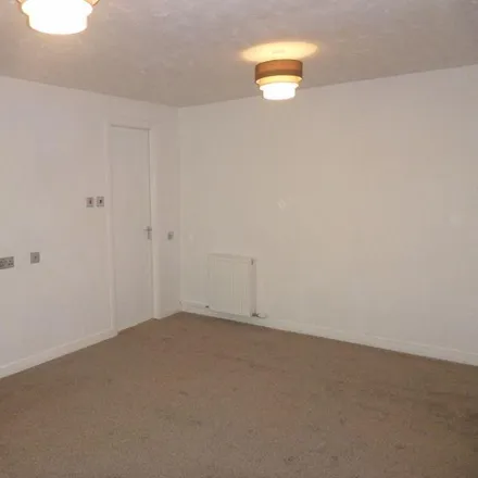 Image 4 - Beaufort Crescent, Kirkcaldy, KY2 5SH, United Kingdom - Apartment for rent