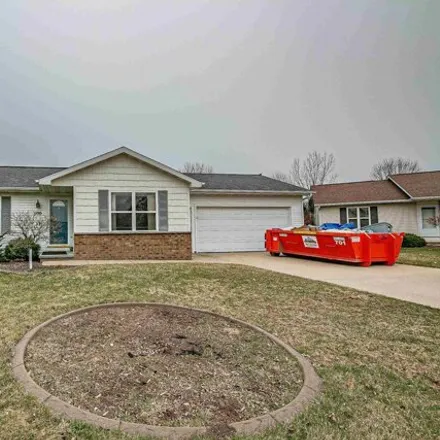 Buy this 3 bed house on 1100 Morgan Taylor Court in Menasha, WI 54952