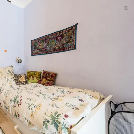 Image 2 - Calle de Toledo, 25, 28005 Madrid, Spain - Room for rent