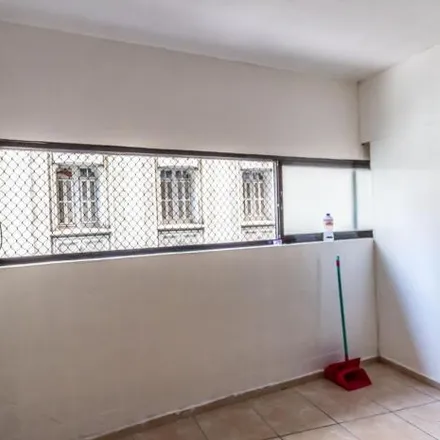 Buy this 1 bed apartment on Casa de Lanches Bandeira in Rua São Francisco 98, Glicério